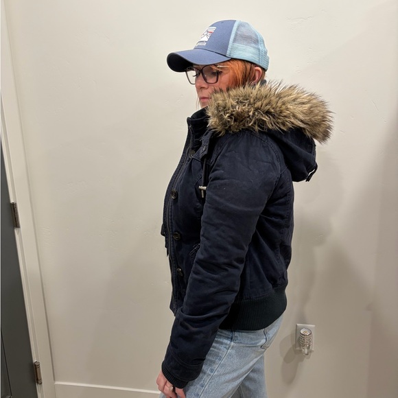 Women’s Navy Blue Fur-Lined Jacket - Picture 5 of 6